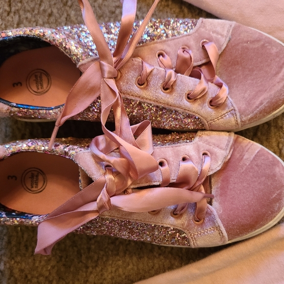 Children's Place Girls Velour Jogging Set - Picture 3 of 6